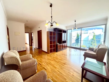 Apartamento T2 para Venda em Funchal (São Pedro)