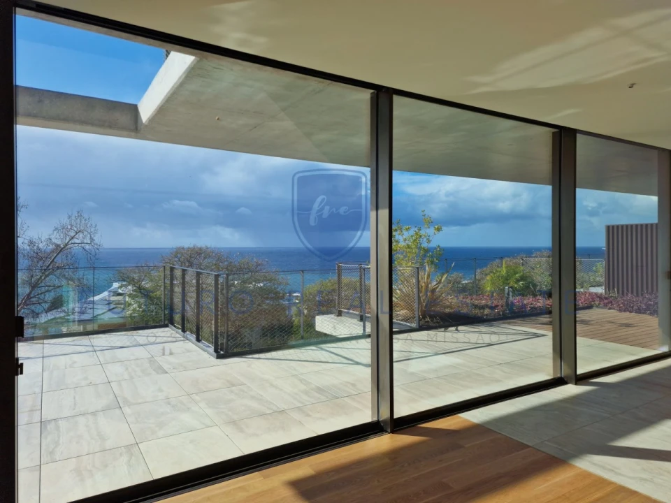 Apartamento T3 para Venda em São Martinho Foto 4