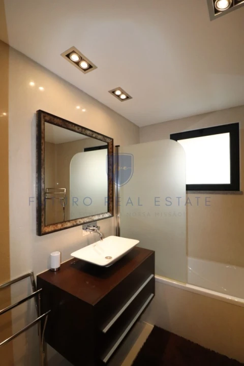 Apartamento T3 para Venda em Funchal (Santa Luzia)