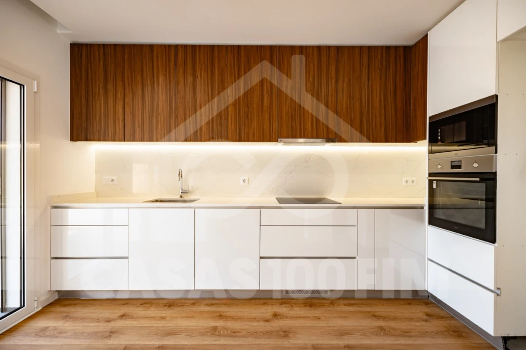 Apartamento T3 para Venda em Parceiros e Azoia Foto 2