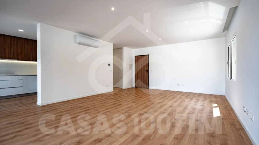Apartamento T3 para Venda em Parceiros e Azoia