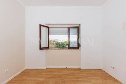 Moradia T2 para Venda em Mafra