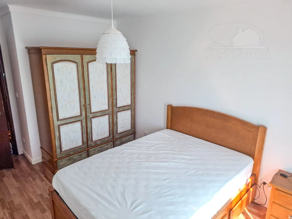 Apartamento T3 para Arrendamento em Bacelo e Senhora da Saúde Foto 15