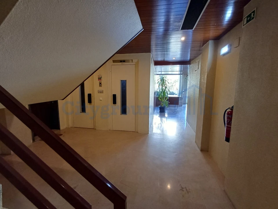 Apartamento T3 para Venda em Benfica Foto 25