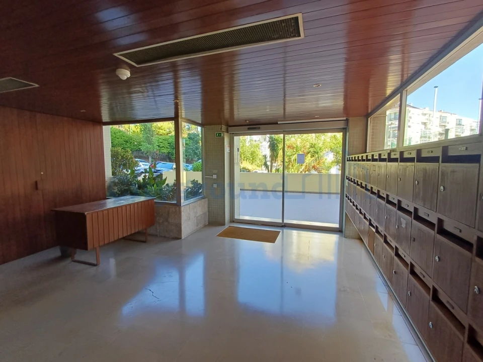 Apartamento T3 para Venda em Benfica Foto 26