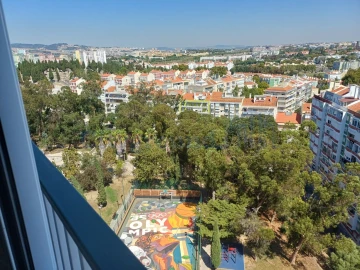Apartamento T3 para Venda em Benfica