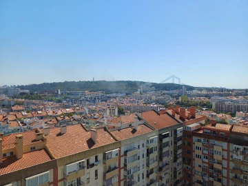 Apartamento T3 para Venda em Benfica