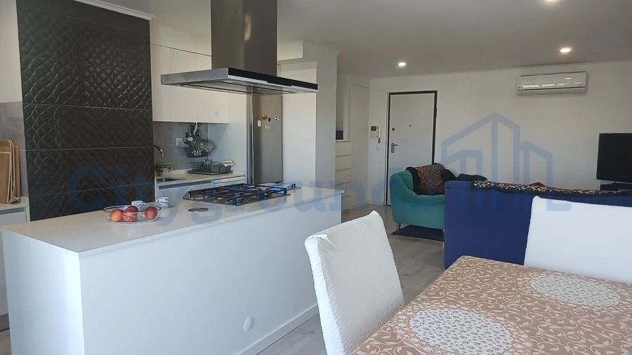 Apartamento T3 para Venda em Benfica