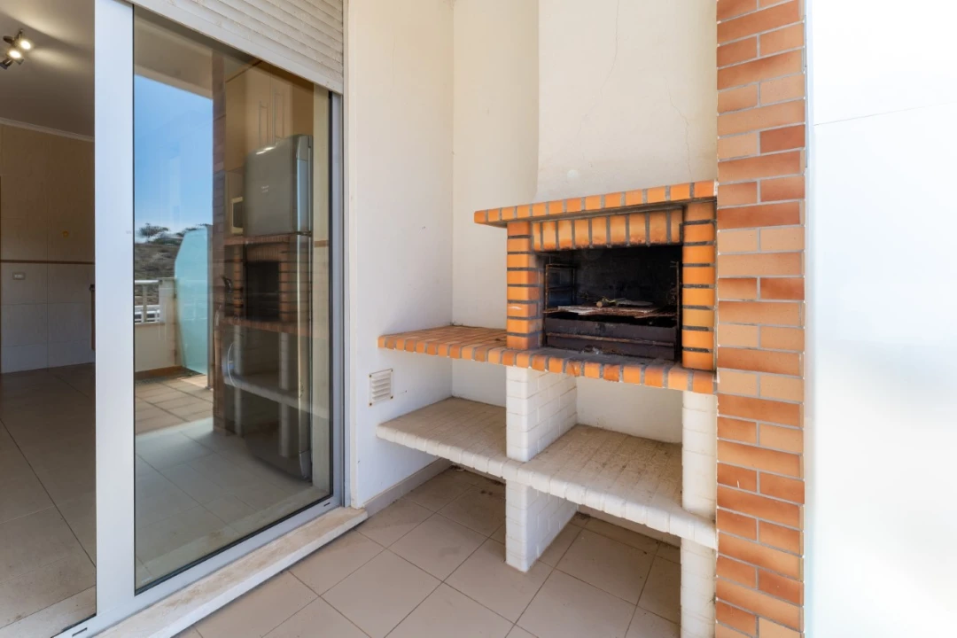 Apartamento T2 para Venda em São Martinho do Porto Foto 15