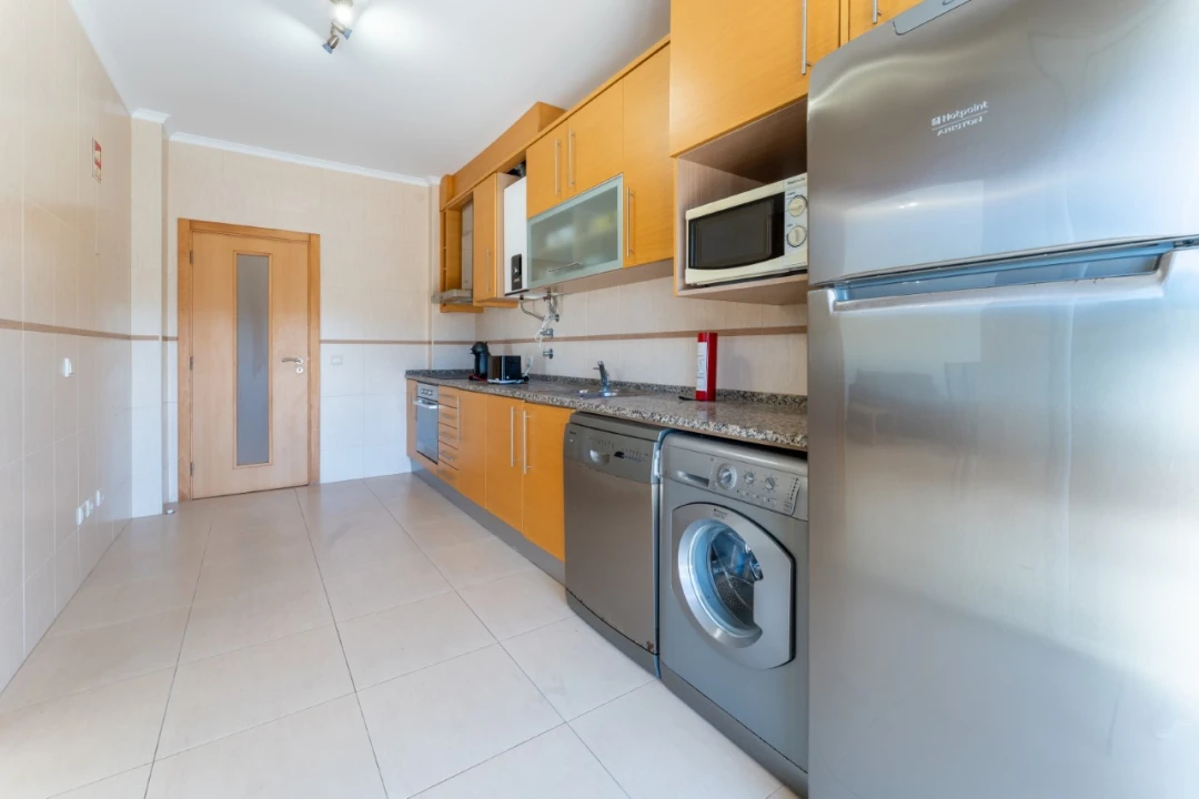 Apartamento T2 para Venda em São Martinho do Porto Foto 8