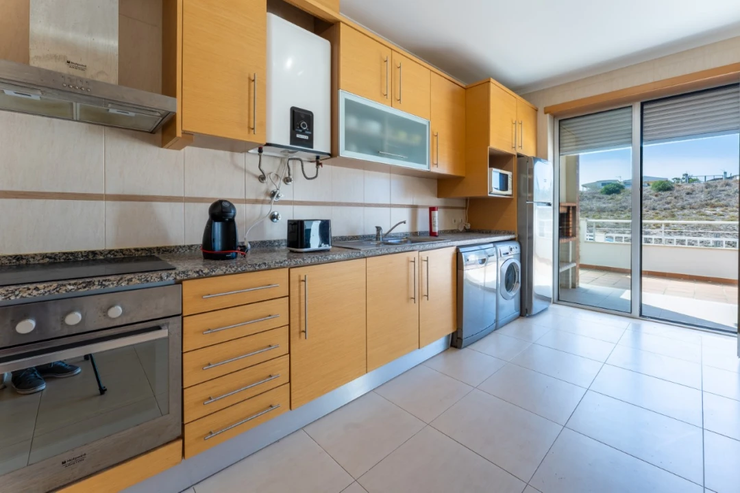 Apartamento T2 para Venda em São Martinho do Porto Foto 9