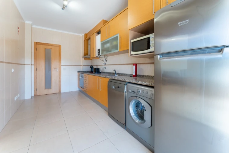 Apartamento T2 para Venda em São Martinho do Porto Foto 8