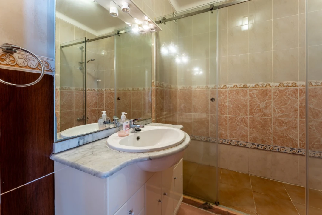 Apartamento T3 para Venda em Nazare Foto 16