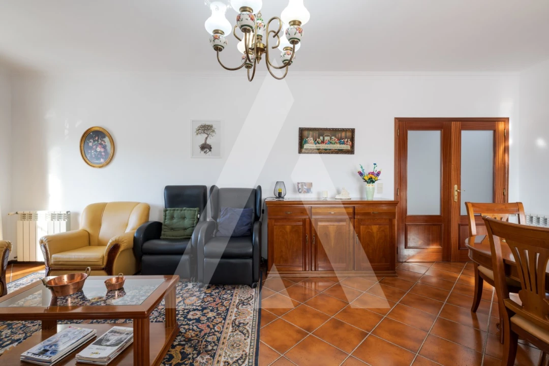 Apartamento T3 para Venda em Ranhados Foto 3