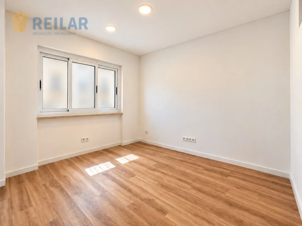 Apartamento T1 para Venda em Moscavide e Portela Foto 9