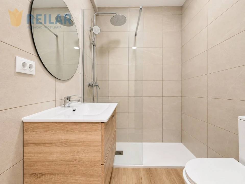 Apartamento T1 para Venda em Moscavide e Portela Foto 16