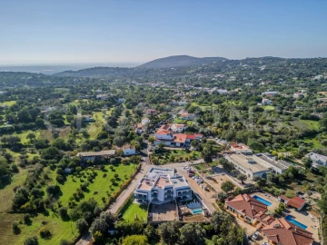 Quinta T4 para Venda em Santa Barbara de Nexe