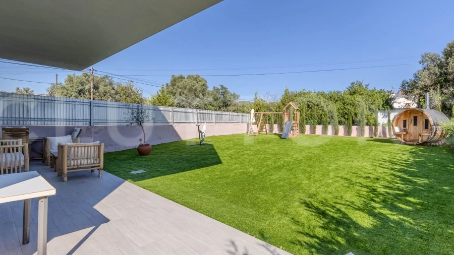 Quinta T4 para Venda em Santa Barbara de Nexe