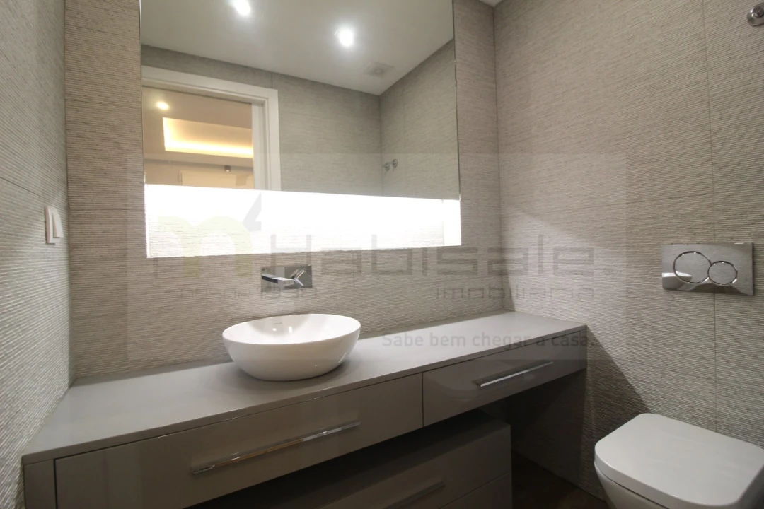 Apartamento T3 para Venda em Carcavelos e Parede Foto 20
