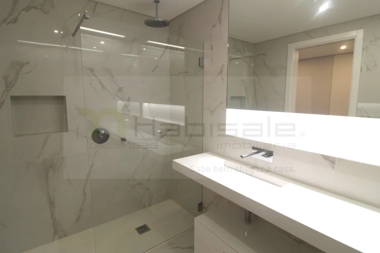 Apartamento T3 para Venda em Carcavelos e Parede Foto 15