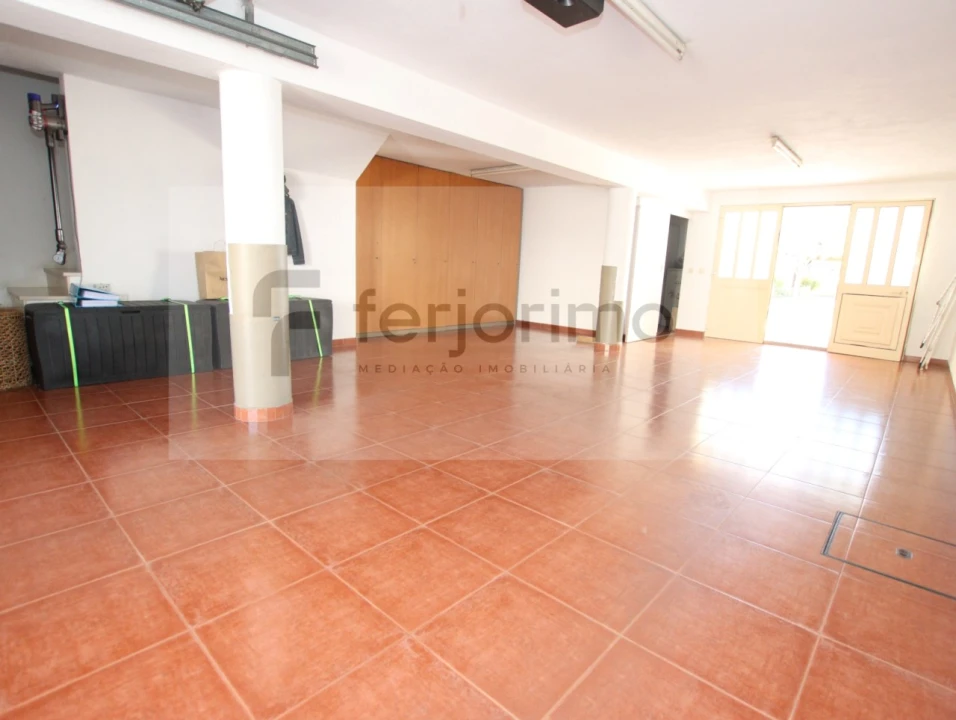 Moradia T4 para Venda em Aldão Foto 45