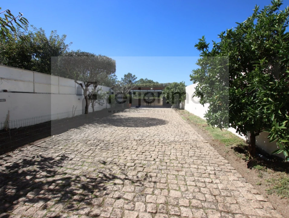 Moradia T4 para Venda em Aldão Foto 49
