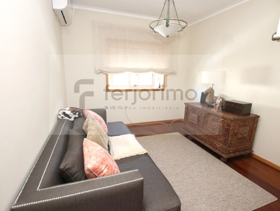 Moradia T4 para Venda em Aldão Foto 27
