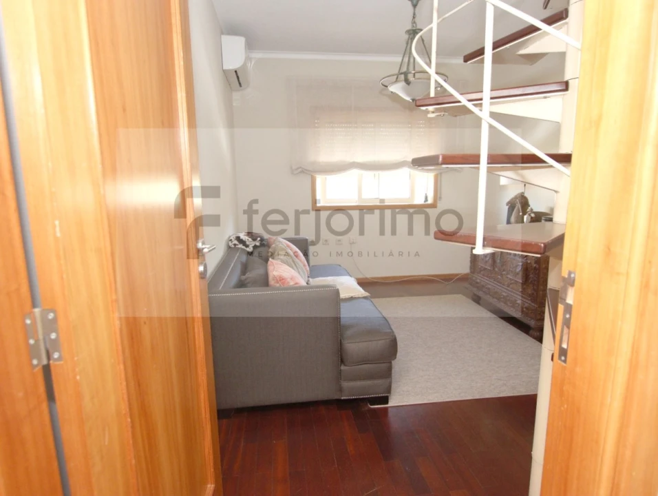 Moradia T4 para Venda em Aldão Foto 28
