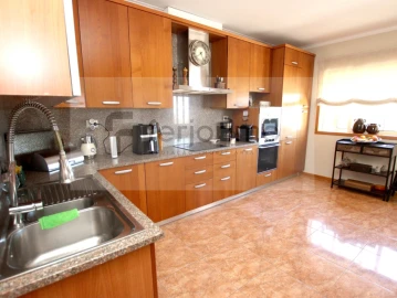 Moradia T4 para Venda em Aldão