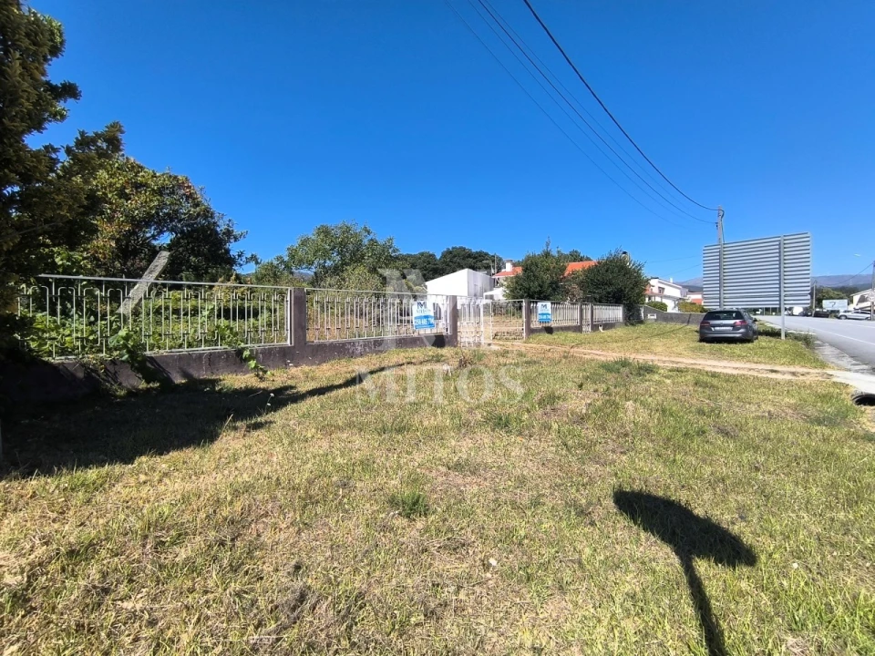 Moradia T2 para Venda em Vila Praia de Ancora Foto 2