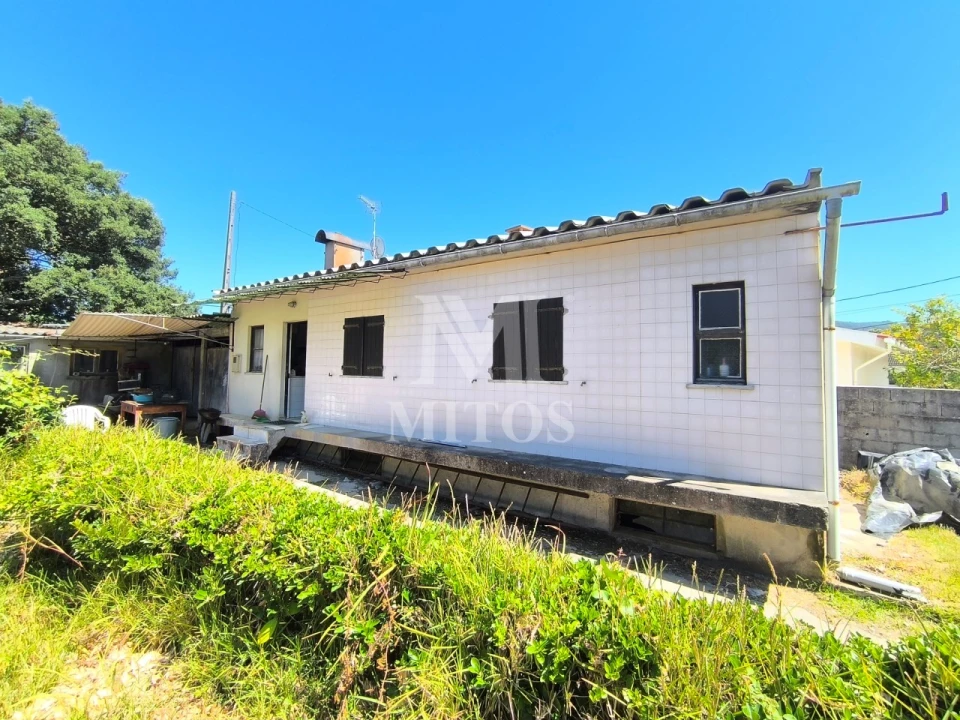 Moradia T2 para Venda em Vila Praia de Ancora Foto 5