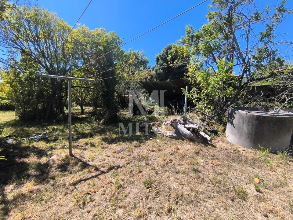 Moradia T2 para Venda em Vila Praia de Ancora Foto 8