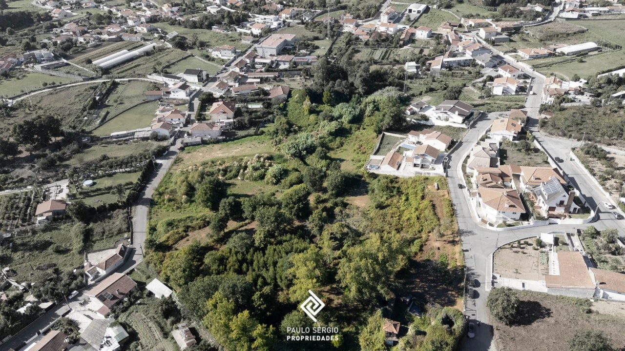 Terreno para Venda em Grijó e Sermonde Foto 3