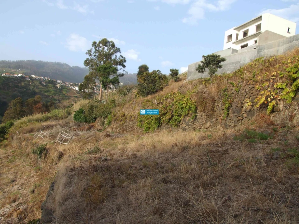 Terreno para Venda em Calheta Foto 10