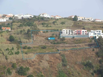 Terreno para Venda em Calheta