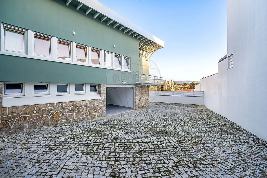 Moradia T4 para Venda em Alcobaça e Vestiaria Foto 36