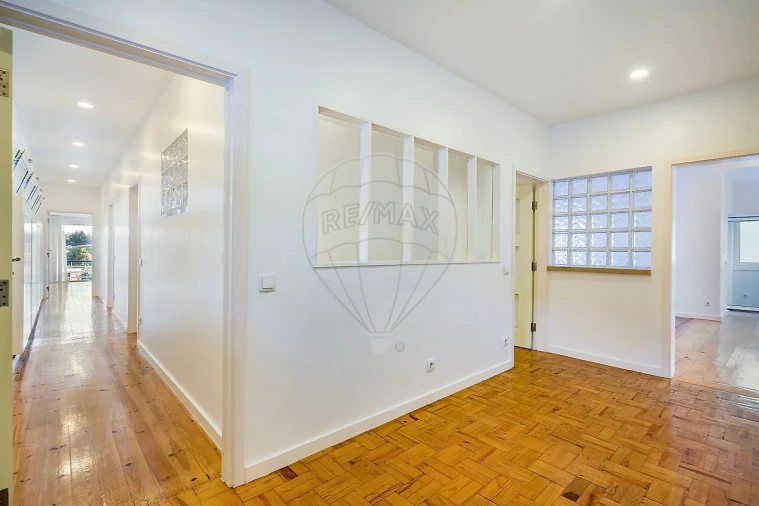 Moradia T4 para Venda em Alcobaça e Vestiaria Foto 9