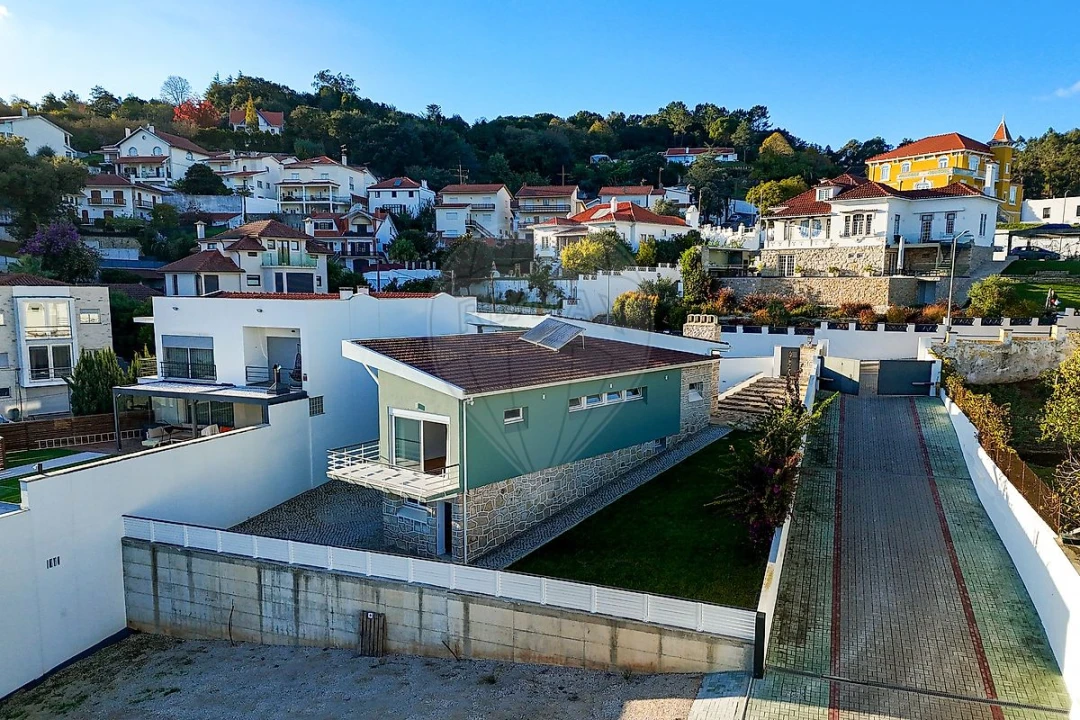 Moradia T4 para Venda em Alcobaça e Vestiaria Foto 30