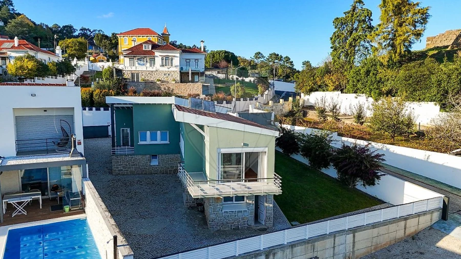 Moradia T4 para Venda em Alcobaça e Vestiaria