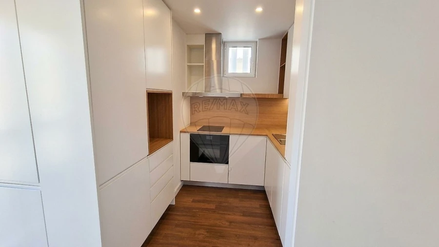 Apartamento T1 para Venda em Arroios Foto 11