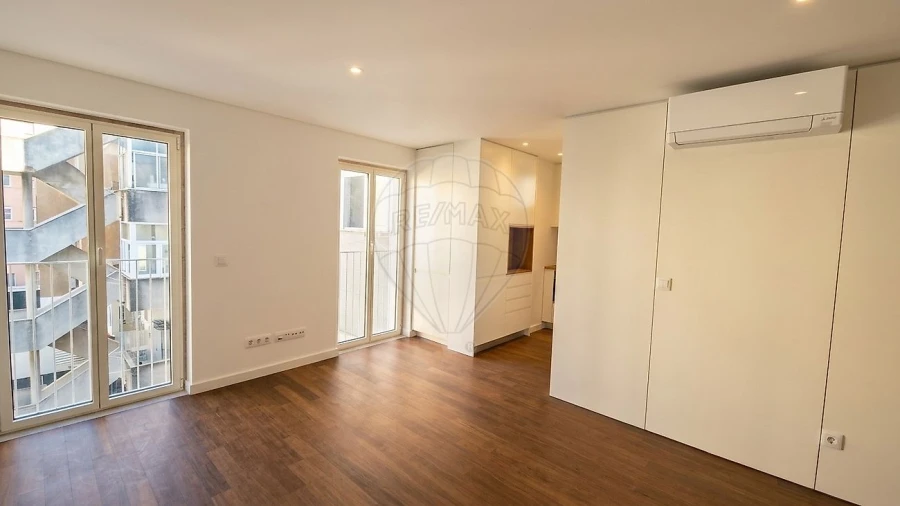 Apartamento T1 para Venda em Arroios Foto 5