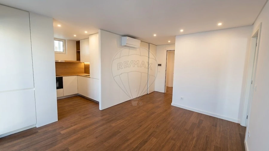 Apartamento T1 para Venda em Arroios Foto 6