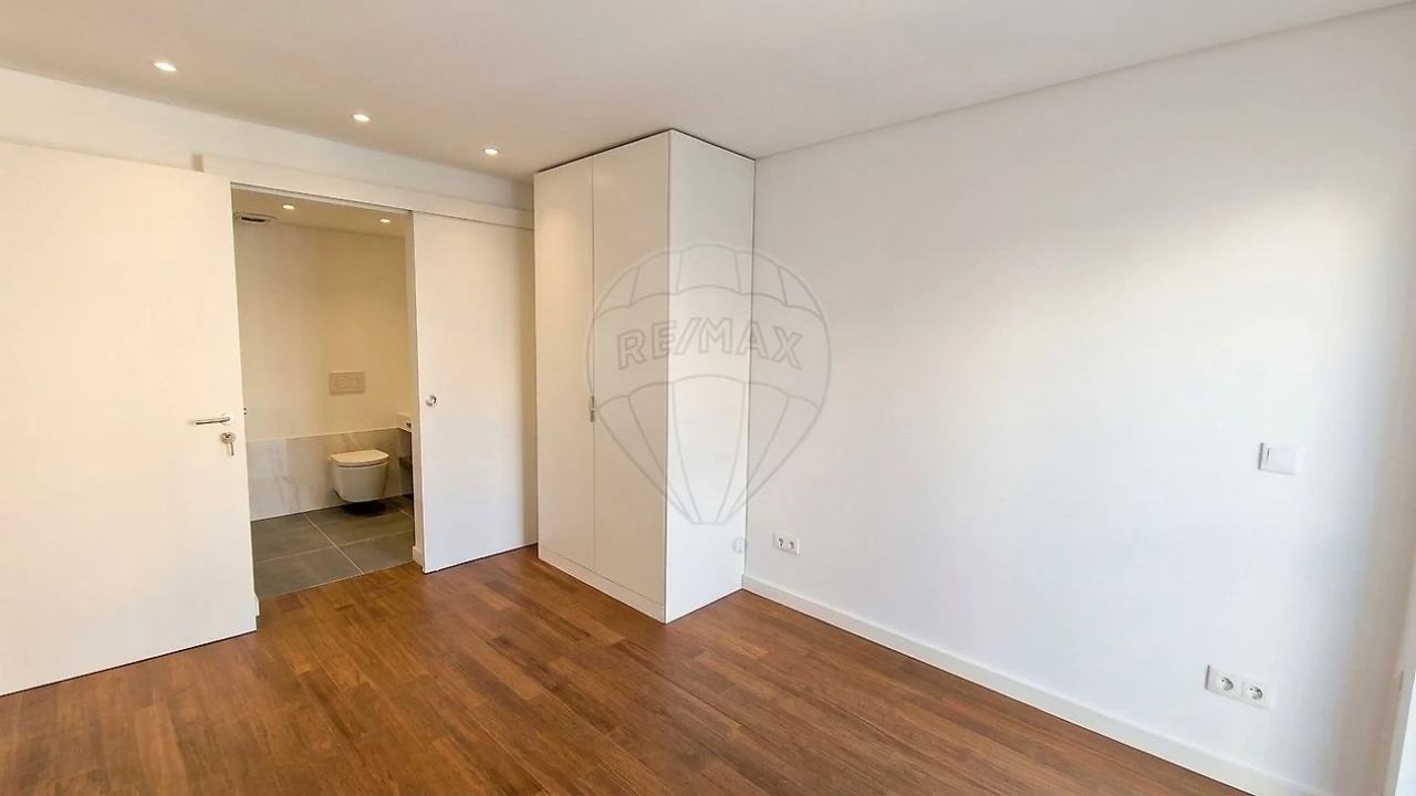 Apartamento T1 para Venda em Arroios Foto 14