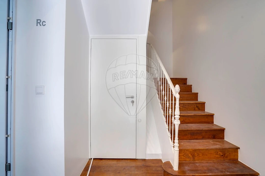 Apartamento T1 para Venda em Arroios Foto 2