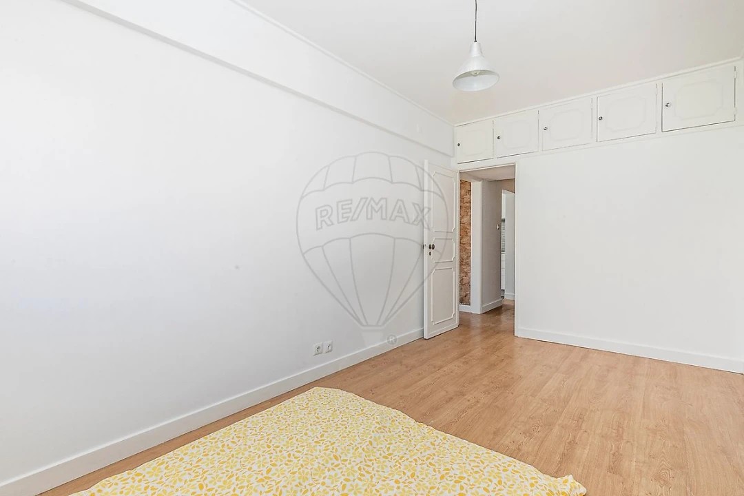 Apartamento T1 para Arrendamento em Encosta do Sol Foto 11