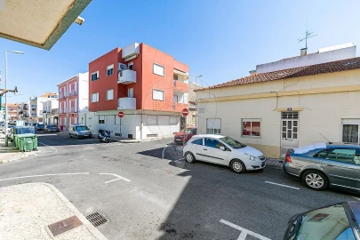 Apartamento T1 para Arrendamento em Encosta do Sol