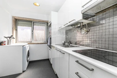 Apartamento T1 para Arrendamento em Encosta do Sol
