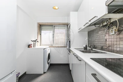 Apartamento T1 para Arrendamento em Encosta do Sol