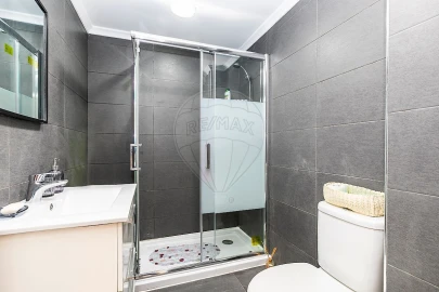 Apartamento T1 para Arrendamento em Encosta do Sol