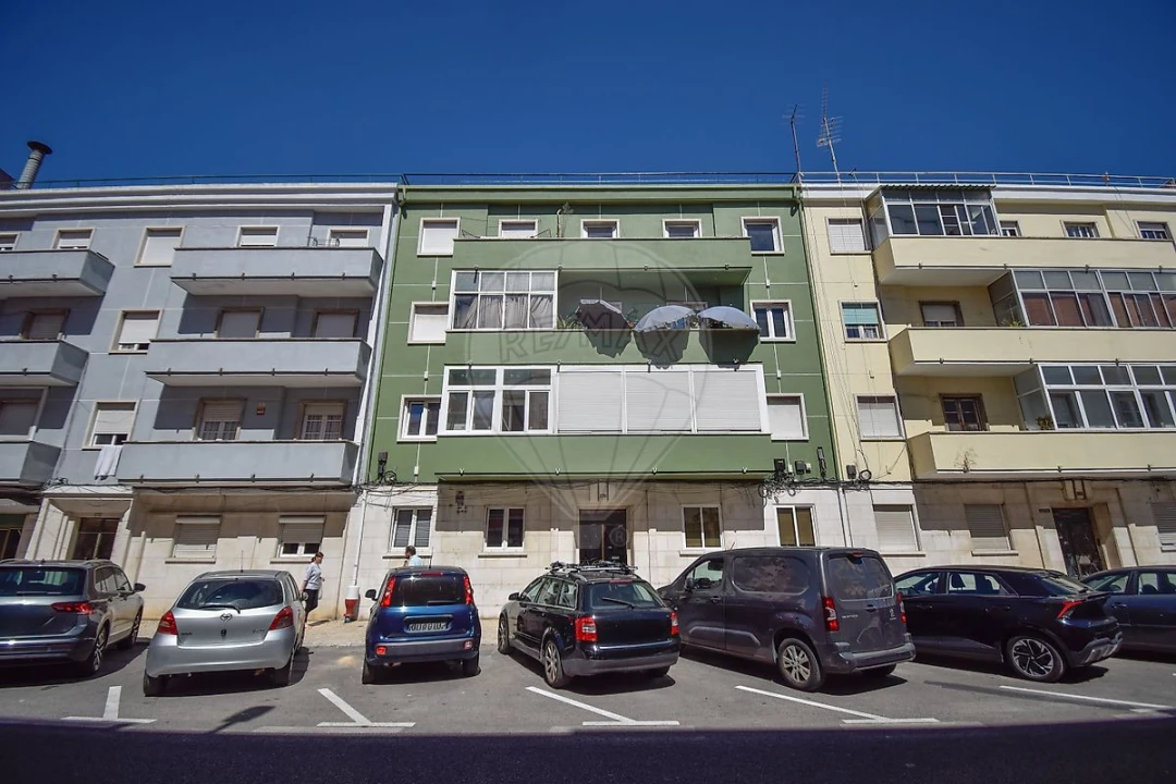 Apartamento T3 para Venda em São Domingos de Benfica Foto 27